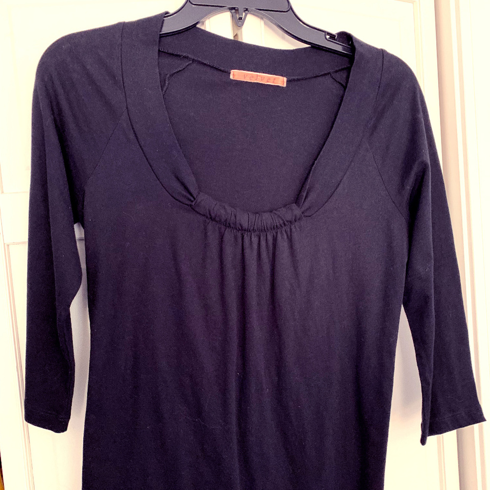 Velvet By Graham and Spencer Top in Black (S)